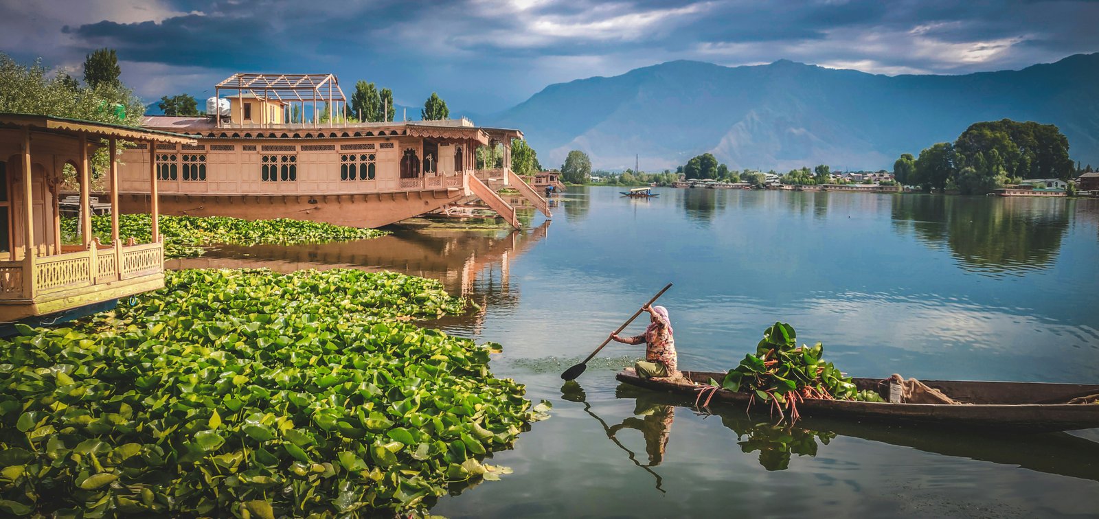 Kashmir 4 Nights / 5 Days Package